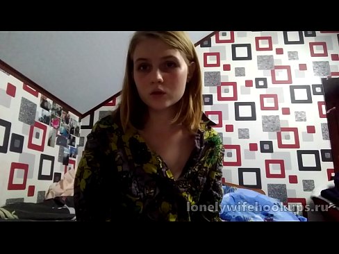 ❤️ Siswa pirang muda dari Rusia menyukai penis yang lebih besar. ☑ Video seks di id.verhentai.ru