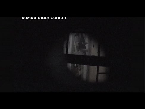 ❤️ Blondie diam-diam direkam oleh seorang intip lingkungan yang tersembunyi di balik batu bata berlubang ☑ Video seks di id.verhentai.ru