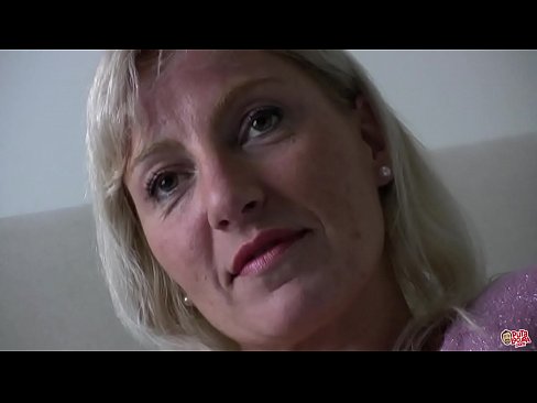 ❤️ Ibu kita semua kacau ... Lady, berperilaku sendiri! ☑ Video seks di id.verhentai.ru
